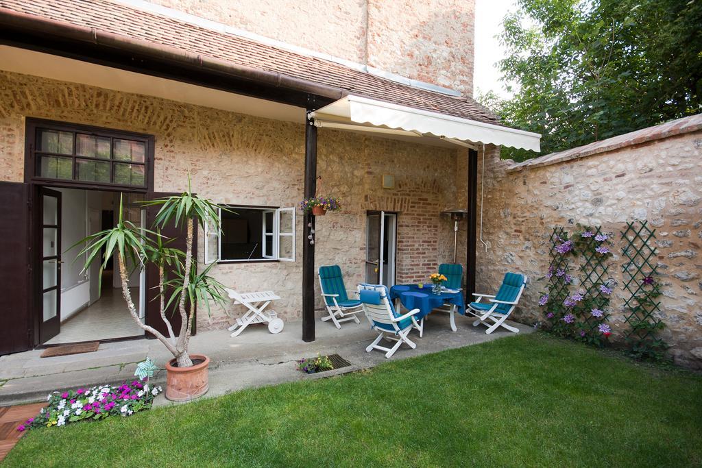 Centrum Szive Apartment *